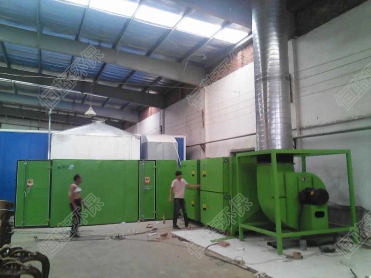 天津家具廠有機廢氣處理設備安裝完畢后的相片